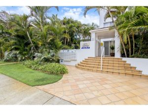 Real Estate | Gold Coast | Chevron Realty | Front